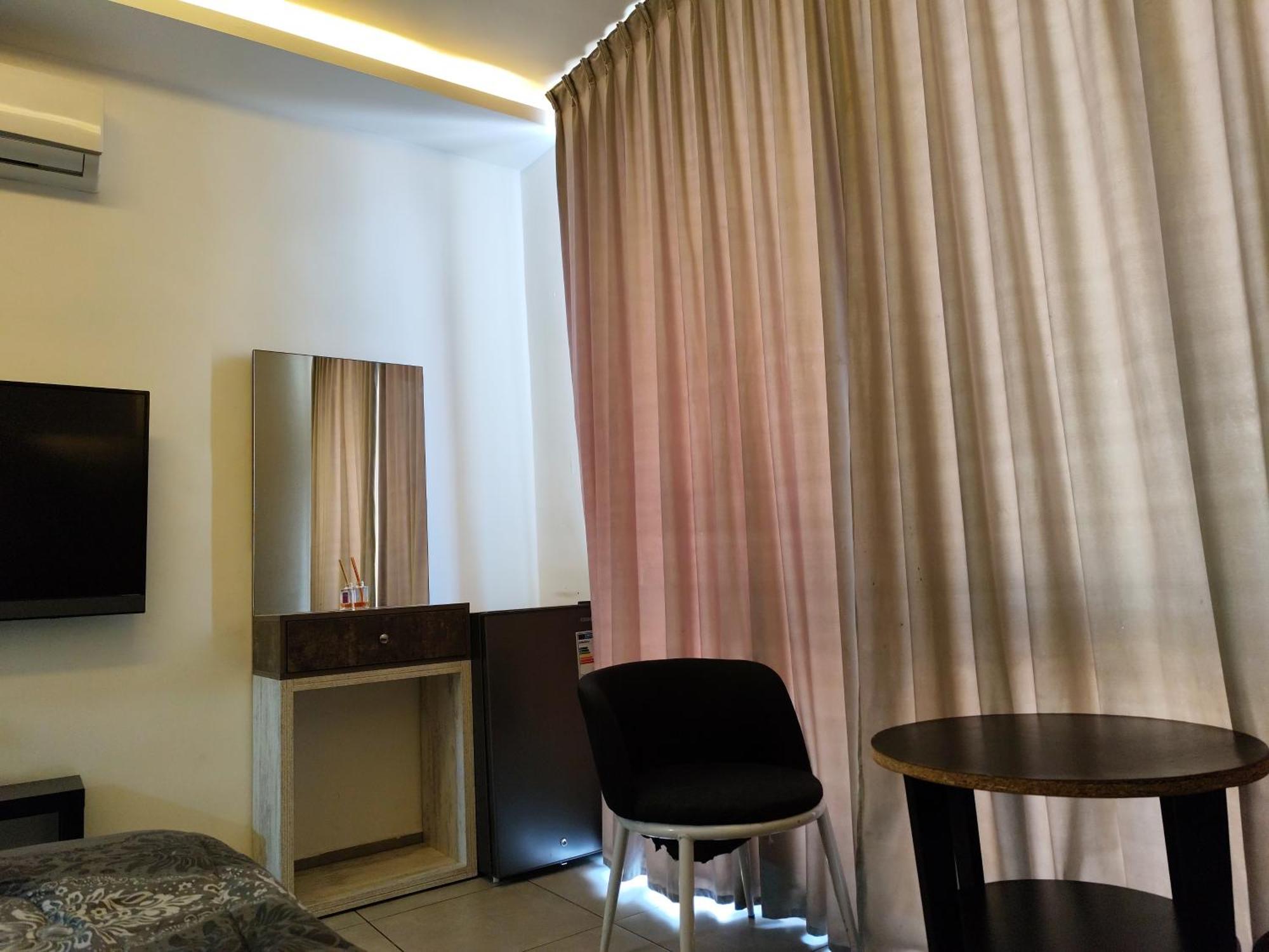 Gentle Breeze Studio1 安曼 外观 照片